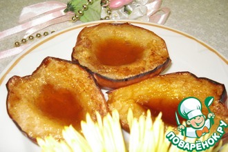 Горячий десерт из груш с мёдом и корицей