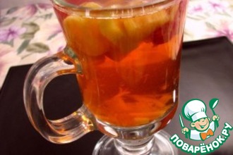 Компот из ревеня и клубники
