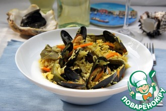 Мидии в шафрановом рисе с овощами
