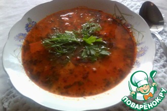 Томатный суп с колбасками