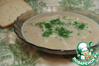 Нежный суп-пюре из фасоли с зелеными клецками
