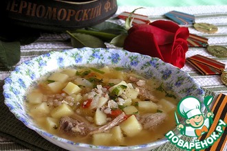 Суп из свинины с зеленой гречкой и томатами