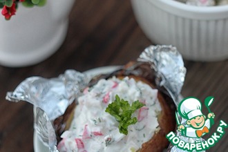 Печеный картофель с крабовым соусом