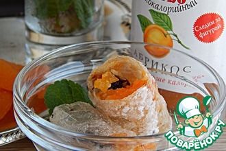 Конвертики из рисовой бумаги с сухофруктами