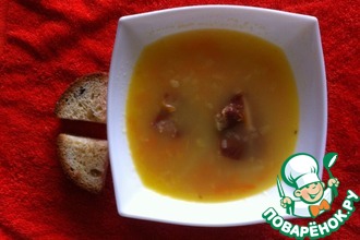 Гороховый суп с копчеными ребрышками