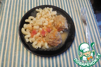 Мясные биточки с подливкой
