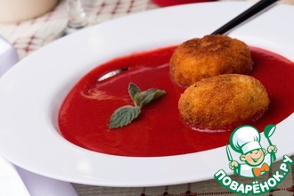 Клубничный суп с десертными аранчини