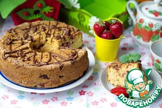 Пирог с клубникой