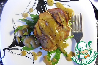 Шницели с ветчиной и сливочно-винным соусом