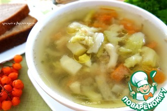 Супчик из куриной печени с брокколи и цветной капустой