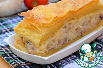 Слоеный закусочный пирог с грибами и овощами