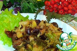 Жареные грибы с картофелем и брокколи