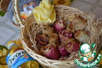 Закусочные розы из блинов со шпинатом