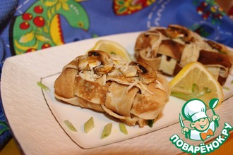 Плетенки с салатом из моркови с грибами