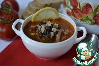 Кубинский суп с фасолью и чоризо