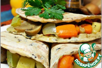 Постные лепешки с диким рисом и овощами