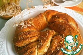 Постная булка с корицей