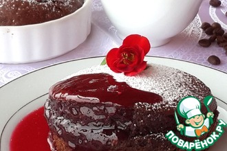 Шоколадно-коньячные пирожные "Гато" с соусом