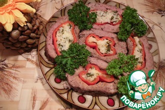 Рулет из мяса с перцем