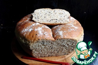 Черемуховый цельнозерновой хлеб с черным кунжутом