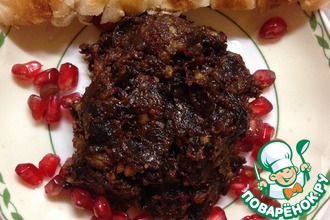 Чернослив с орехами и чесноком