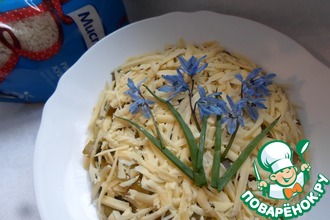 Салат с рыбой и морской капустой