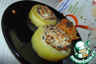 Кабачки, фаршированные рисом, грибами и мясом