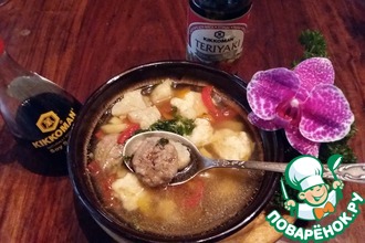 Суп с мясными и сырными фрикадельками