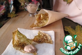 Капустные чипсы и сливовый майонез