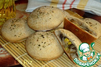 Ржаные пирожки, запеченные с грибами "Гармония"