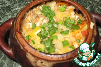 Мясо с овощами в горшочках