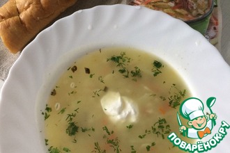Лёгкий рассольник с крупой