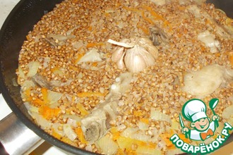 Гречка со свиными ребрышками