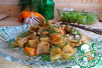 Макароны с перцем, грибами и горошком