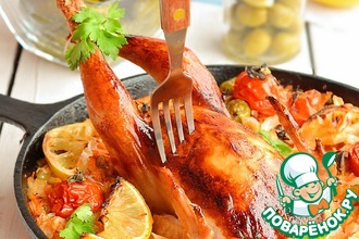 Цыпленок, запеченный с капустной солянкой
