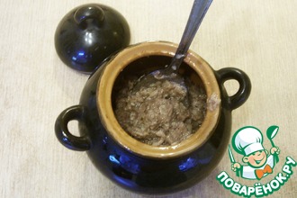 Паштет из свиной рульки в горшочке