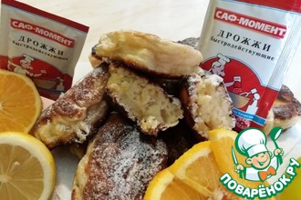Оладьи с яблоком и соусом