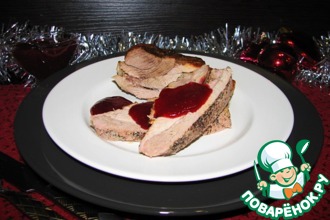 Бедро индейки с ежевичным соусом