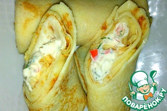 Блины с крабовыми палочками и сыром