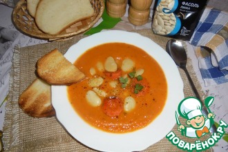 Морковный суп с белой фасолью