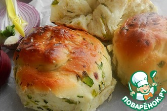 Булочки с луком и черемшой