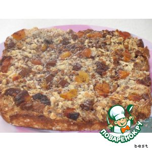 Пирог "Ароматный" со сгущенкой и орехами