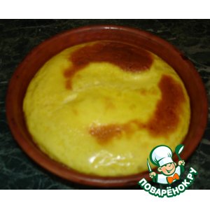 Омлет в глиняной чашке