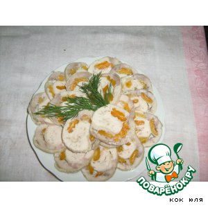 Куриный рулет с курагой