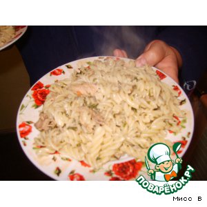 Макароны с тунцом