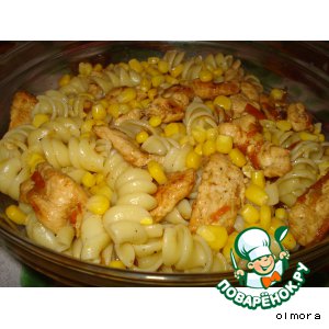 Макароны с курицей «Маккуруза»