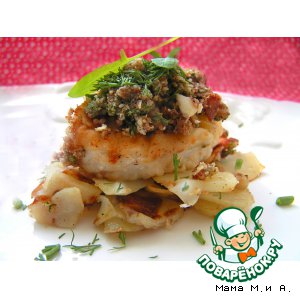 Рыбные медальоны под ореховым крамблем