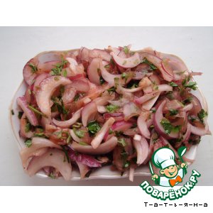 Лук маринованный