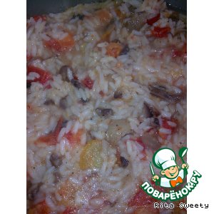 Рис с грибами и помидорами