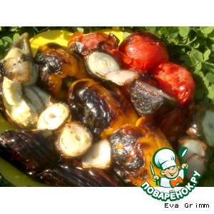 Шашлычное ассорти из грудинки и овощей